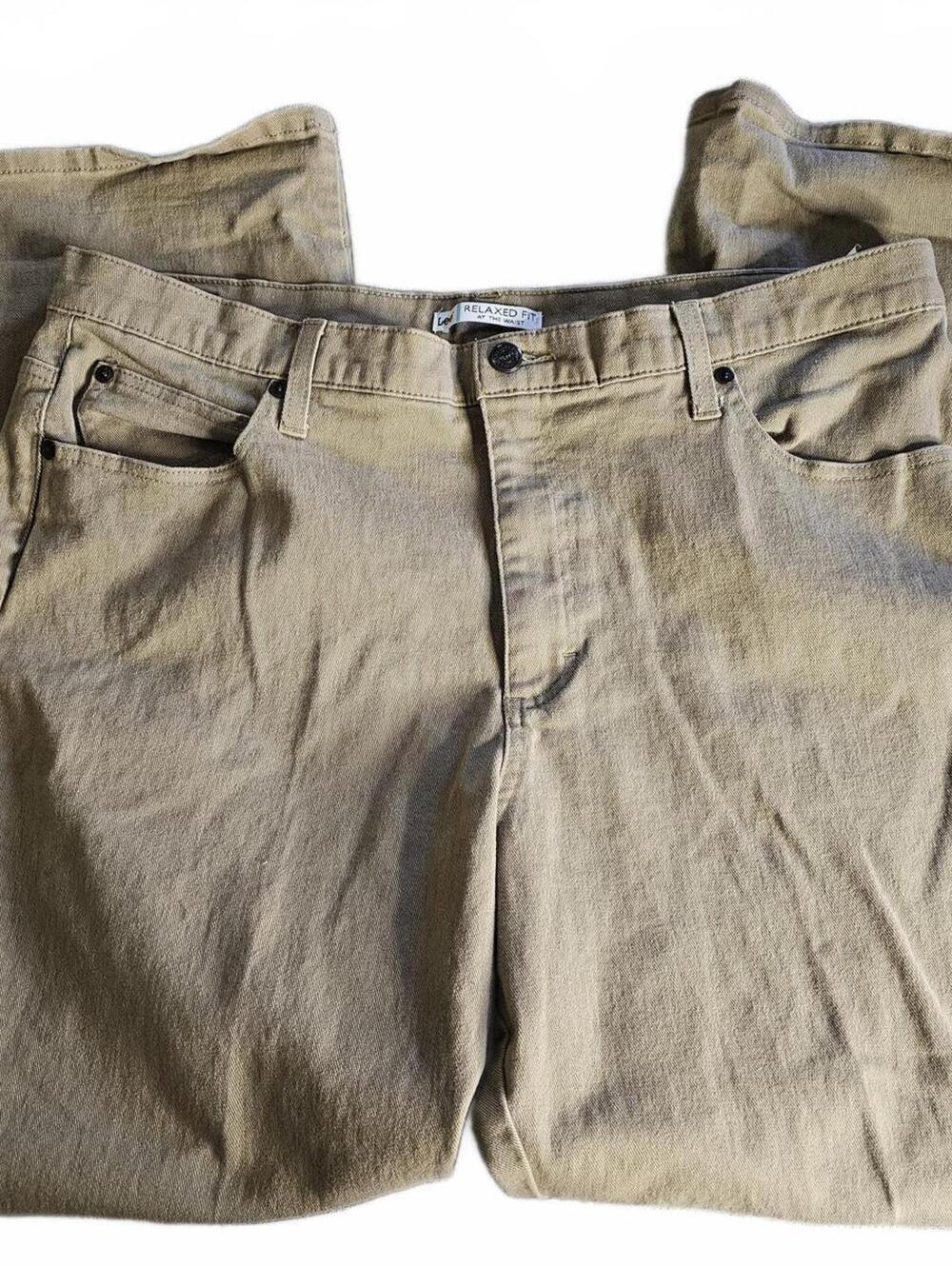 Lee Relaxed Fit Khaki Pants 18 Medium